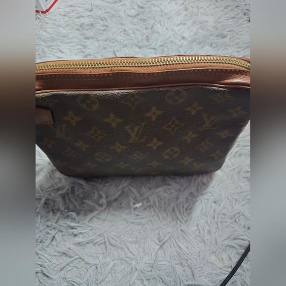 Louis Vuitton Signiture Monogram Brown Vintage Wristlet (EUC)(COA) - Picture 12 of 13